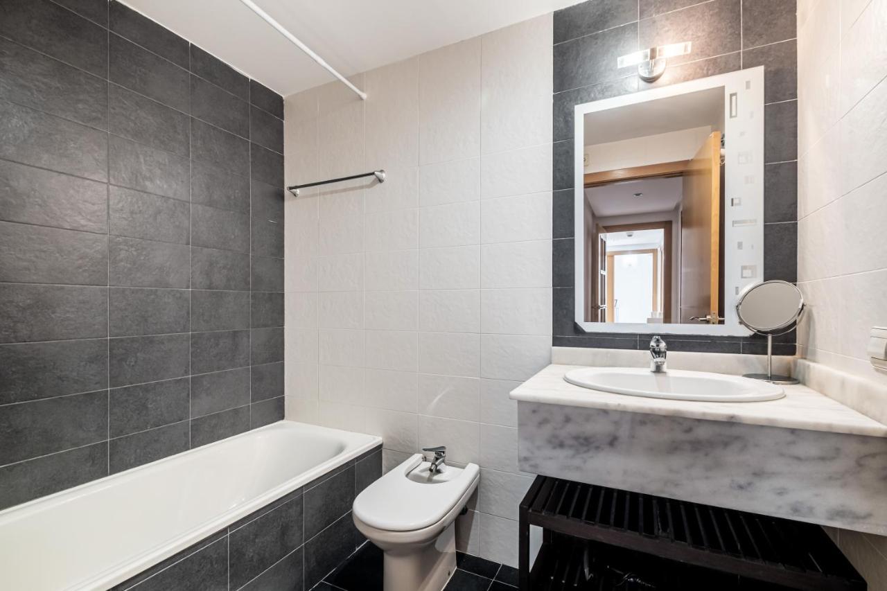 Torre Lugano Apartment Levante Beach Бенідорм Екстер'єр фото
